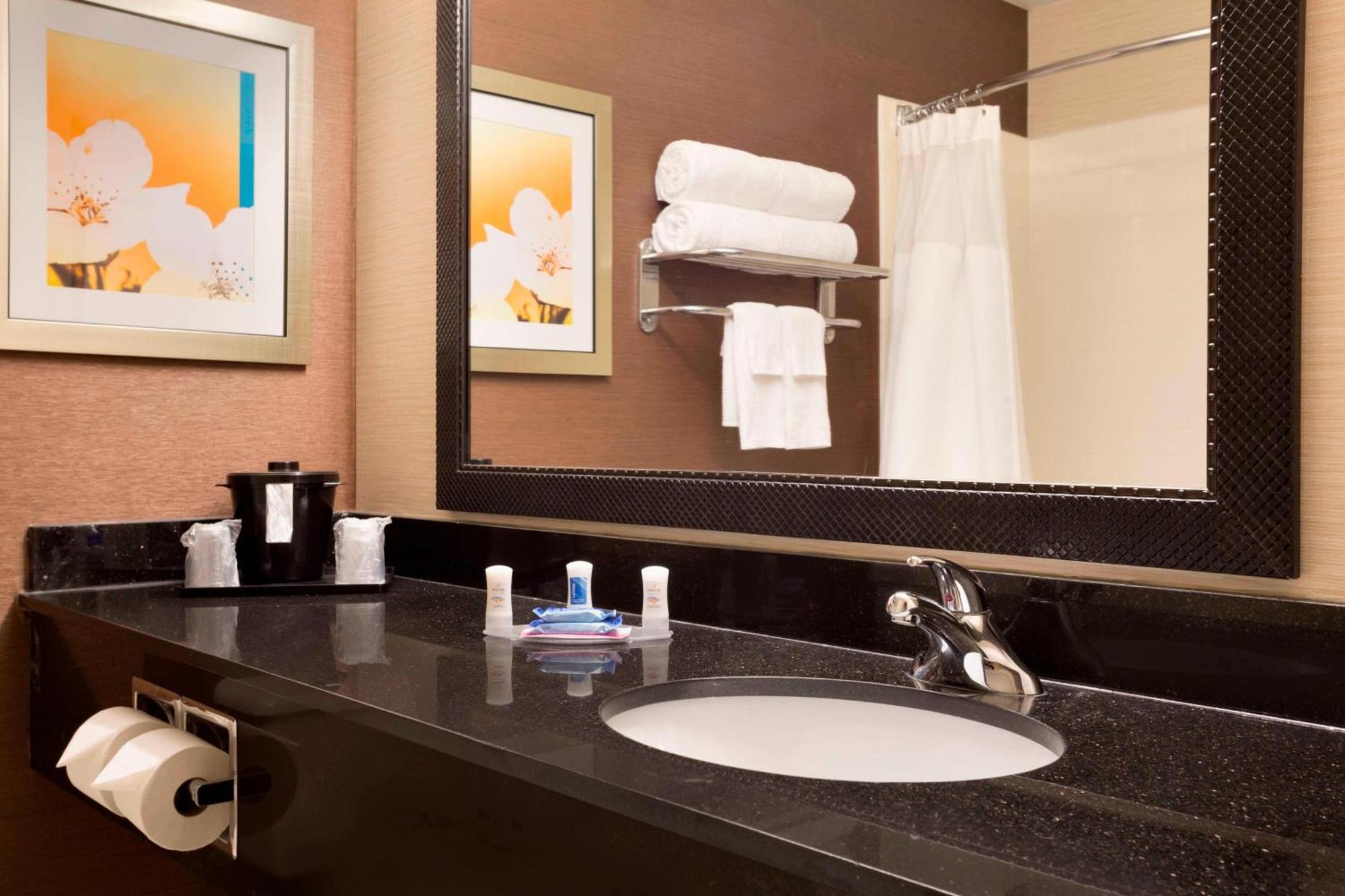 Fairfield Inn & Suites By Marriott Dallas Plano Exterior photo